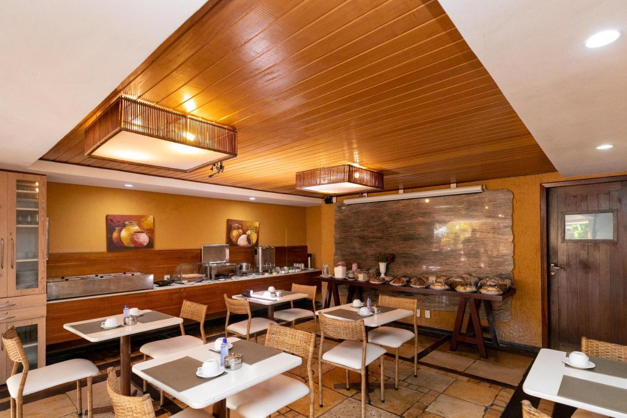 Safari Natal Beach Hotel エクステリア 写真